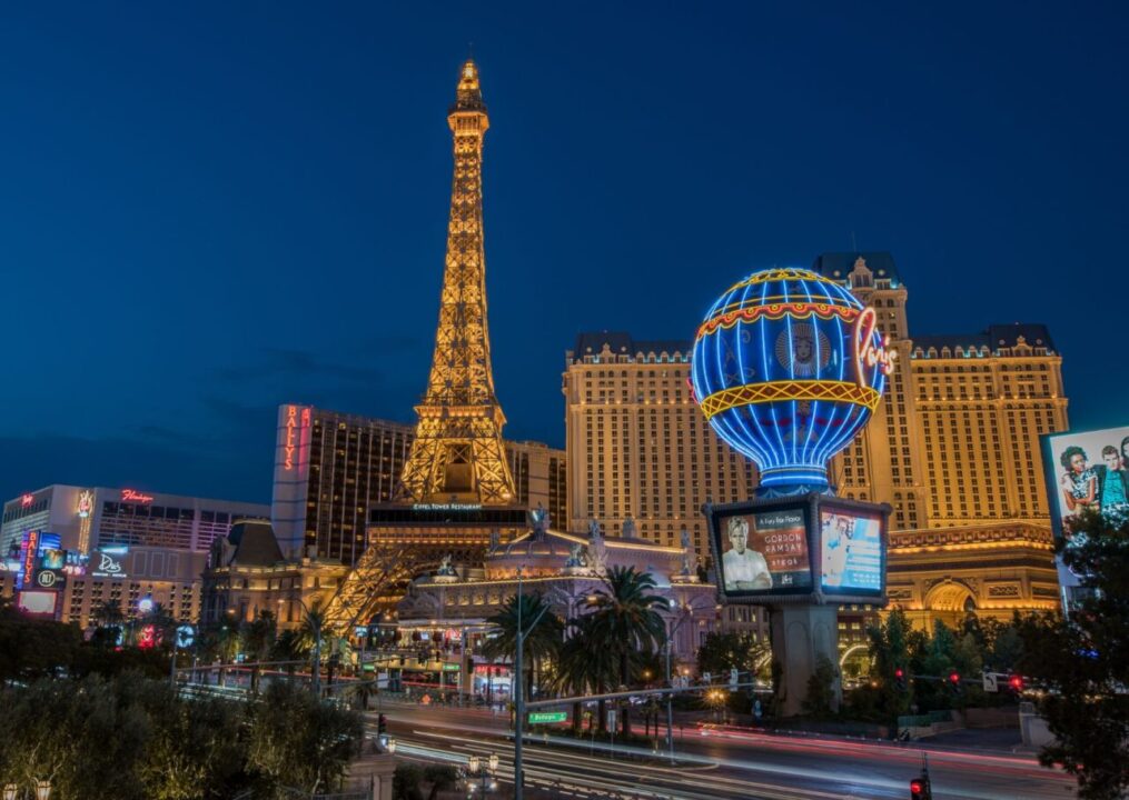 Plan Las Vegas Trip with Best Travel Deals, Las Vegas travel deals, Las Vegas vacation packages, Las Vegas travel discounts, cheap Las Vegas travel deals