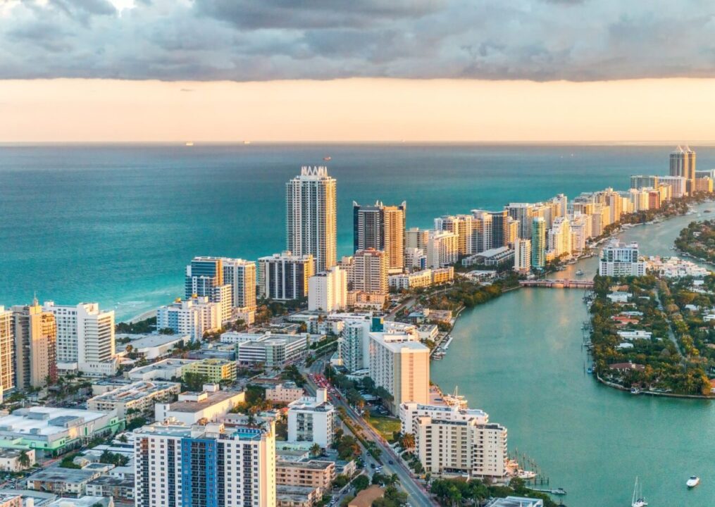 Plan Miami Trip with Best Travel Deals, Miami travel deals, Miami vacation packages, Miami travel discounts, cheap Miami travel deals